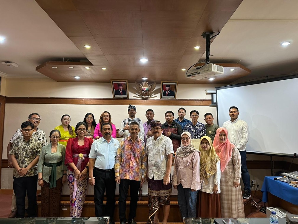 Strengthening the Tri Dharma of Higher Education, the Faculty of Agriculture, Singaperbangsa University, Karawang, Collaborates with Udayana University, Bali