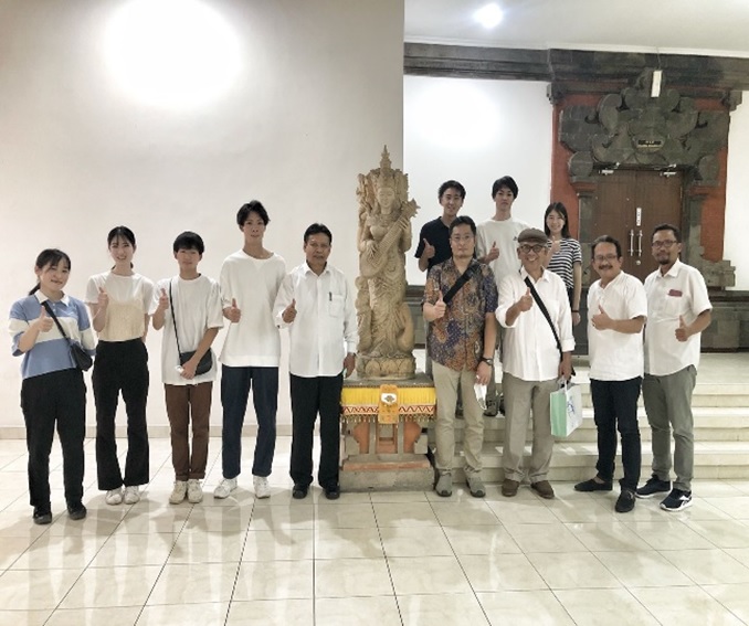 Learning About the Agricultural Food System in Bali, Meiji University Students, Tokyo Japan Make a Visit to the Faculty of Agriculture of Udayana University